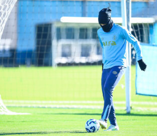 Jogadores podem deixar o Grêmio