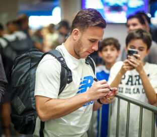 Arthur tem contrato acabando com o Grêmio