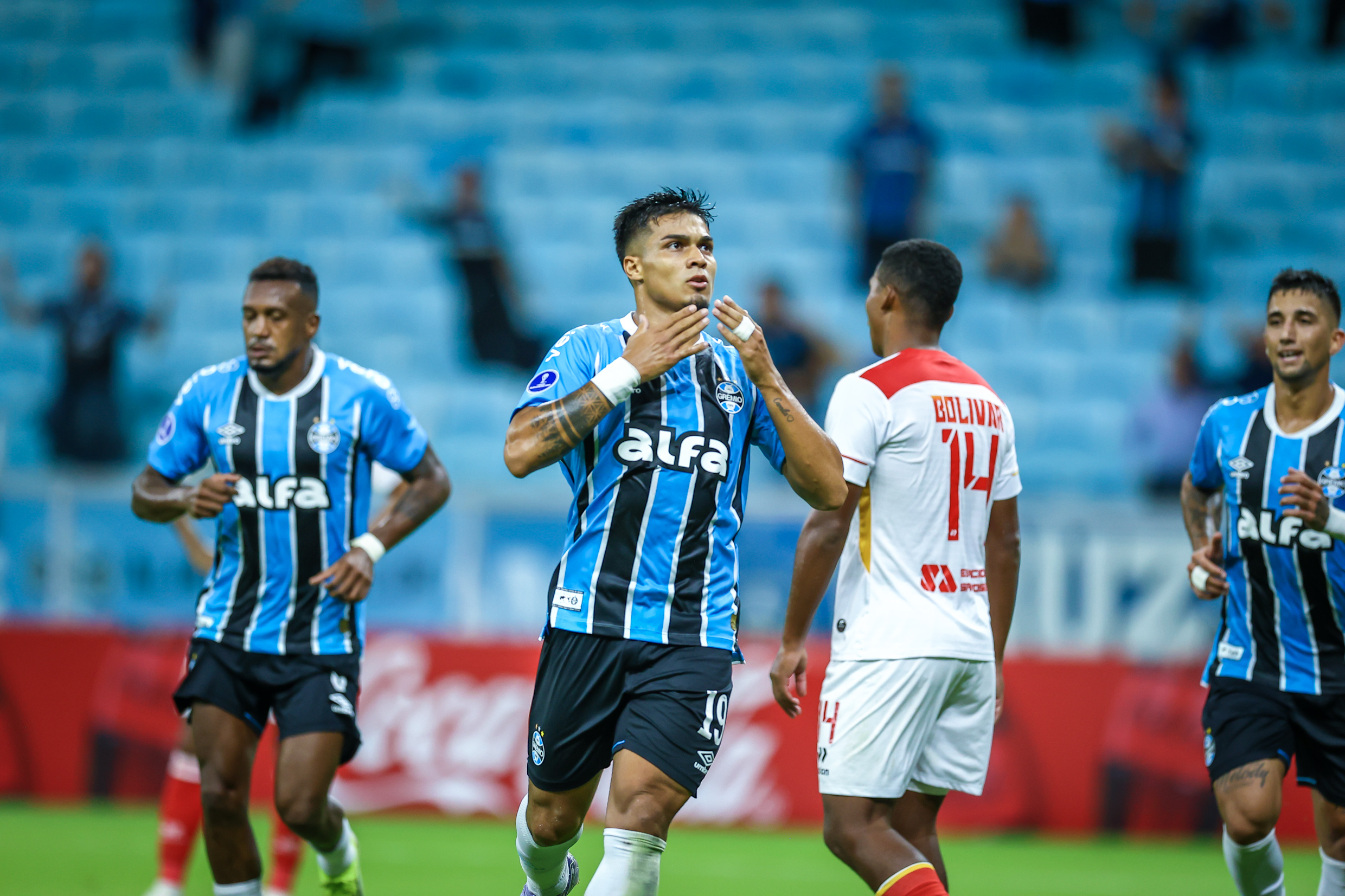 Grêmio x Godoy Cruz: onde assistir, escalações e arbitragem