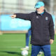 Mano Menezes ganha reforço de atacante no Grêmio