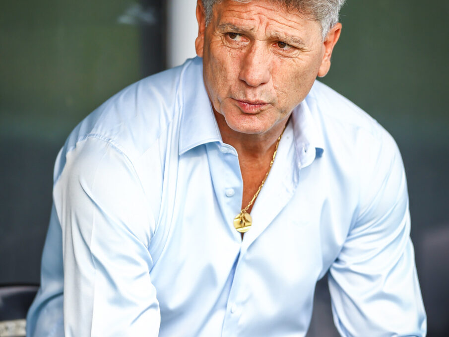 Grêmio procura reforços para Renato {{brizy_dc_image_alt entityId=