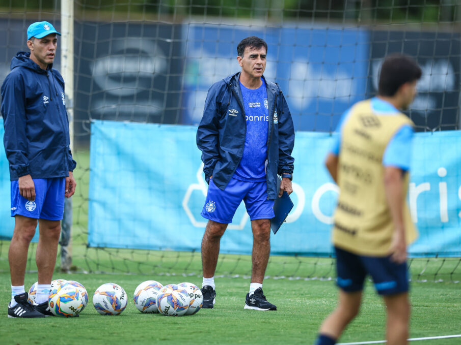 Gustavo Quinteros, técnico do Grêmio
