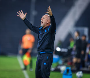 Mano Menezes, técnico do Grêmio