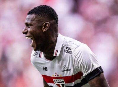 Arboleda, alvo do Grêmio