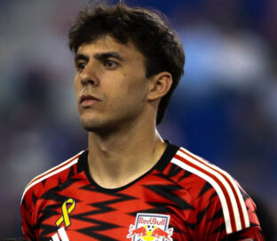 Carballo, ex-Grêmio