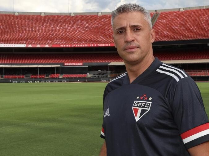 Crespo pode assumir o Grêmio em 2025