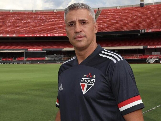 Crespo pode assumir o Grêmio em 2025