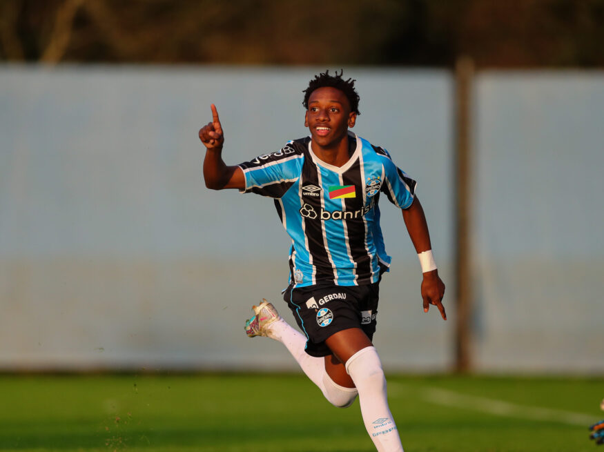 Gabriel Mec tem propostas para deixar o Grêmio