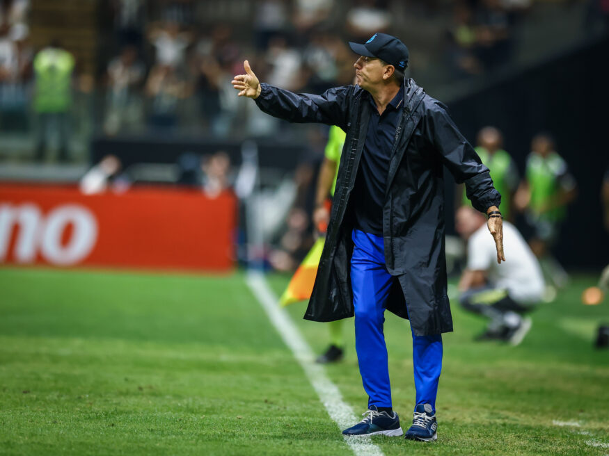 Grêmio reclama da arbitragem
