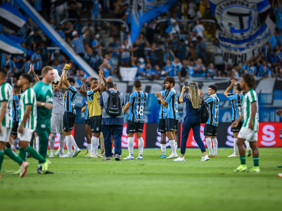Jemerson foi expulso no jogo do Grêmio