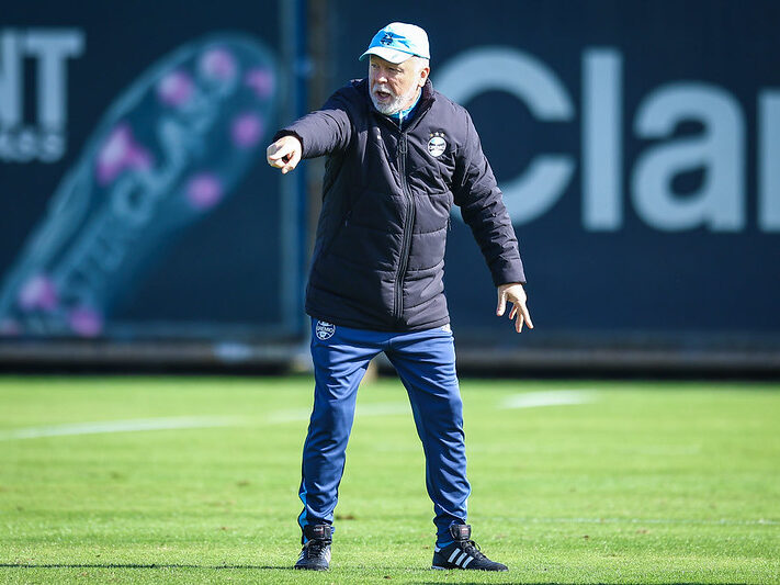 Jemerson foi defendido por Mano no Grêmio