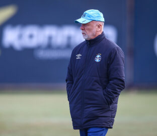João Lucas pode deixar o Grêmio
