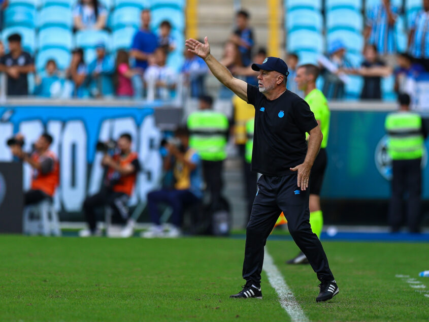 João Pedro é desfalque no Grêmio