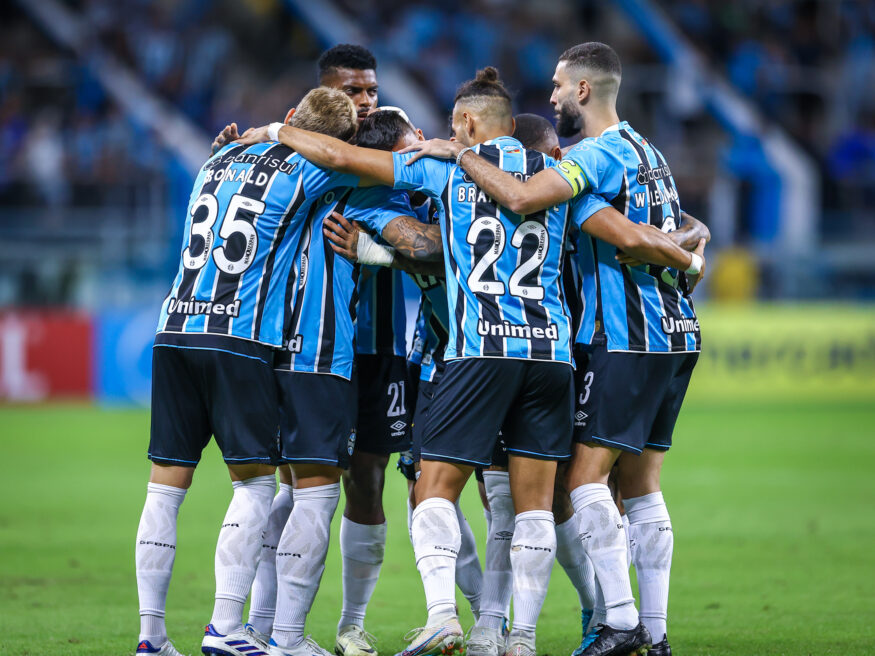 João Pedro está renovando com Grêmio