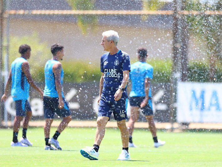 Lateral é buscado pelo Grêmio {{brizy_dc_image_alt entityId=