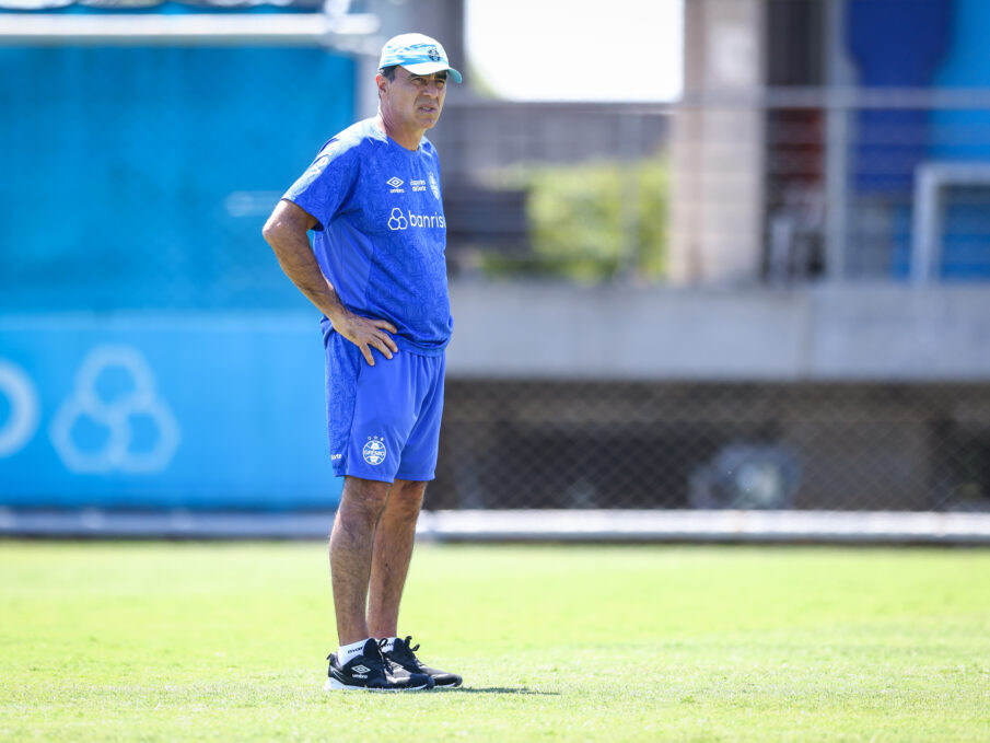 Pavón ganhará mais espaço no Grêmio