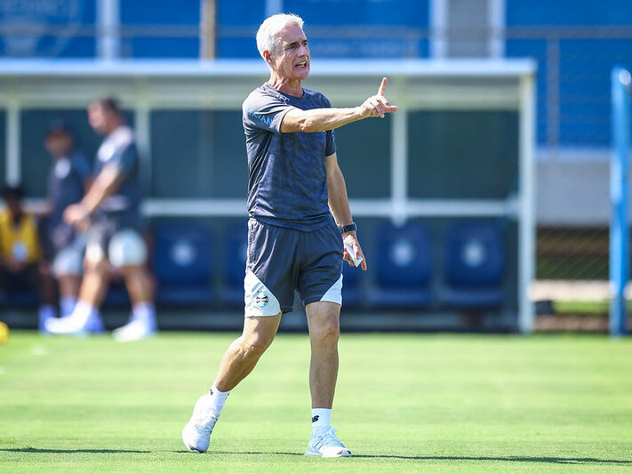 Pavón tem vínculo encerrando com o Grêmio