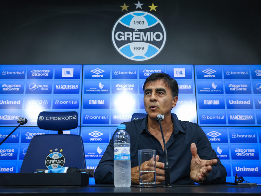 Novo técnico do Grêmio, Quinteros foi apresentado
