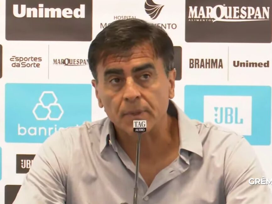 Quinteros fez cobranças a direção do Grêmio
