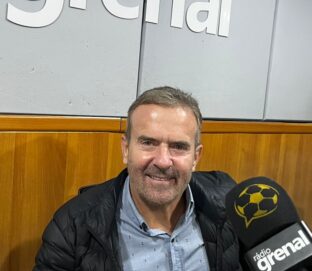 Reforços estão em pauta no Grêmio