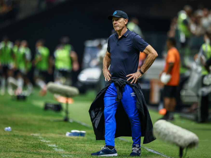 Renato voltou ao comando do Grêmio