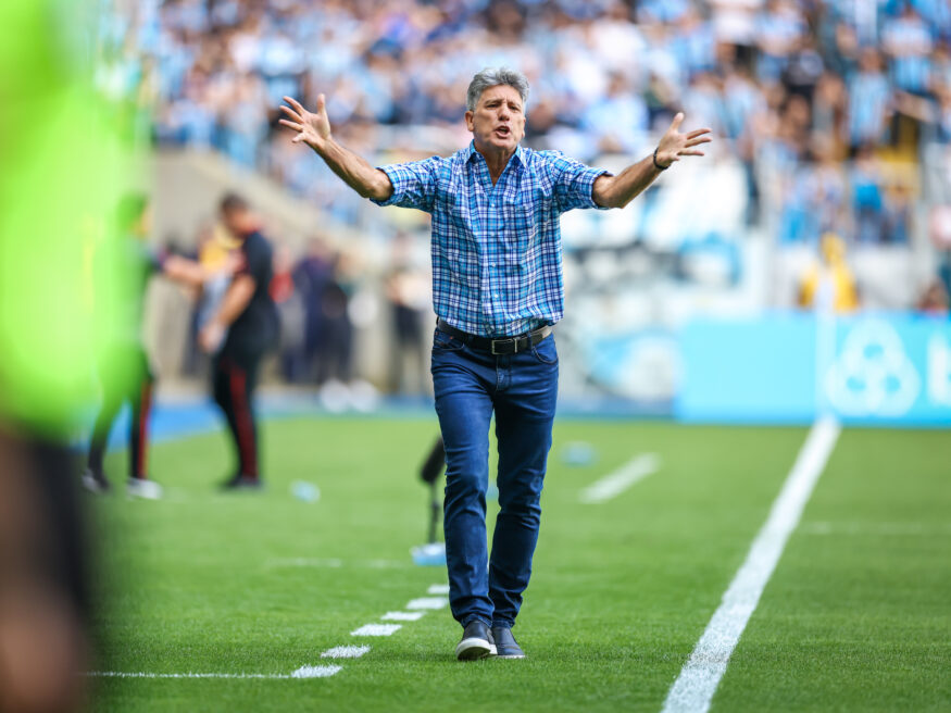 Grêmio não deve renovar com Renato