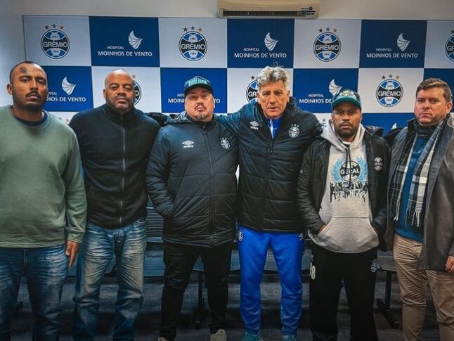 Torcida Geral do Grêmio se reúne com Renato