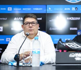 Novo treinador pode assumir o Grêmio