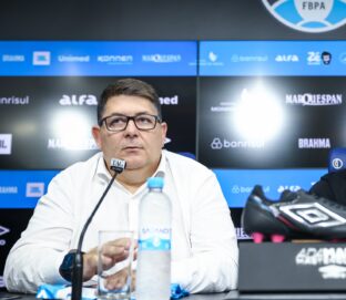 Novo treinador pode assumir o Grêmio