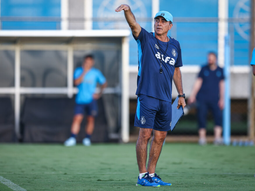 Zagueiro é o último objetivo de Quinteros no Grêmio