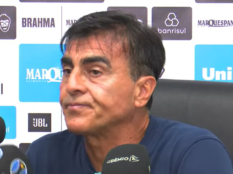 Zagueiro ainda está na pauta do Grêmio