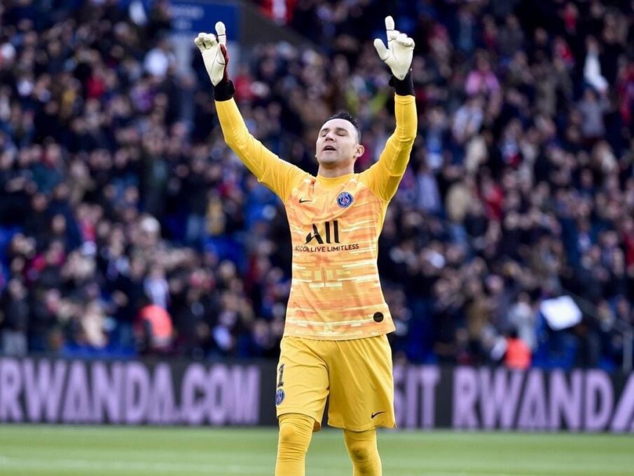 Navas negociou com o Grêmio