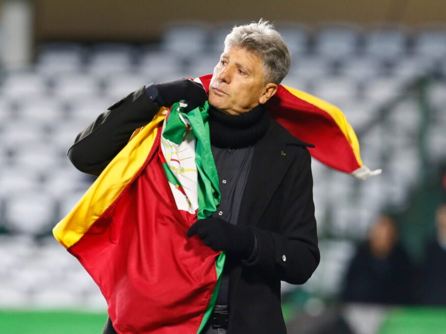 Renato em jogo do Grêmio
