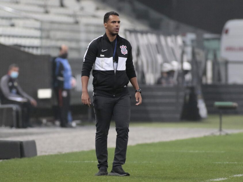 Grêmio anuncia reforço