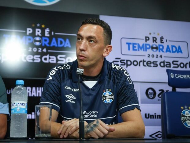 Marchesín pede a paralisação do futebol