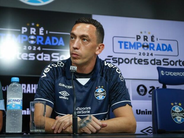 Marchesín pede a paralisação do futebol