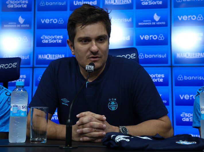 Internacional e Grêmio disputam zagueiro no mercado