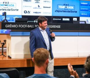 Grêmio procura novo treinador
