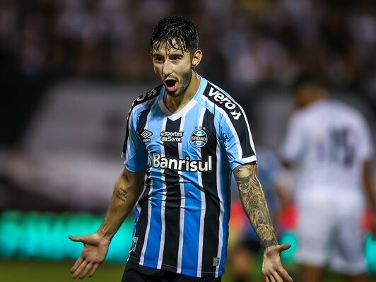 Grêmio tenta renovar com Villasanti